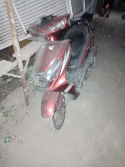 М11 срочно продам надо поменять кольца и сальник не заводится