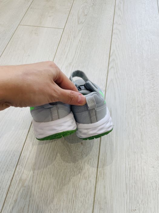 Детски маратонки Nike 28