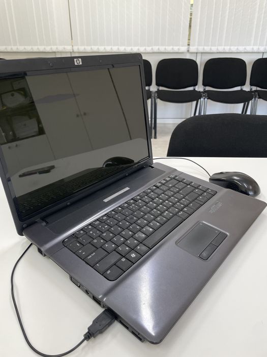 Ноутбук HP 550 продаётся