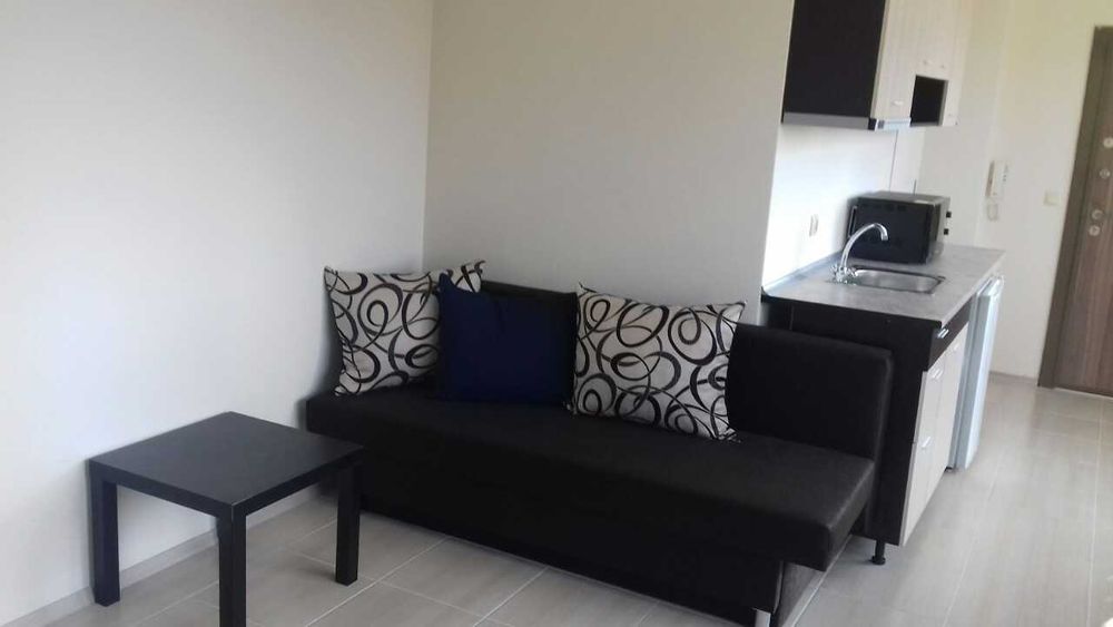 Дава се под наем Едностаен апартамент в Несебър - 28 кв.м за 1530 € - Снимка #1