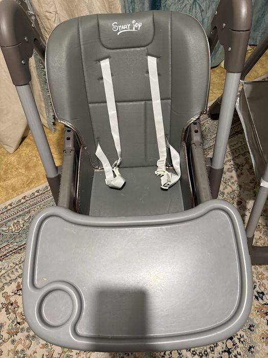 Детский стульчик для кормления