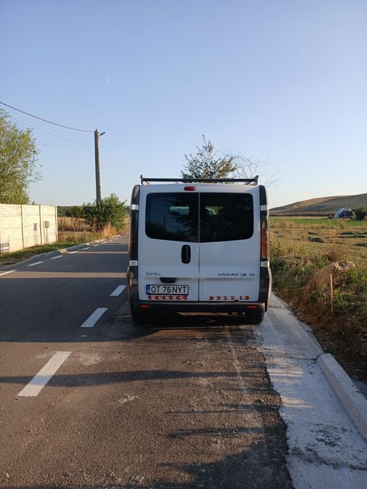 Vând  Opel Vivaro