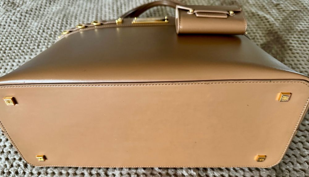 Дамска чанта Elisabetta Franchi