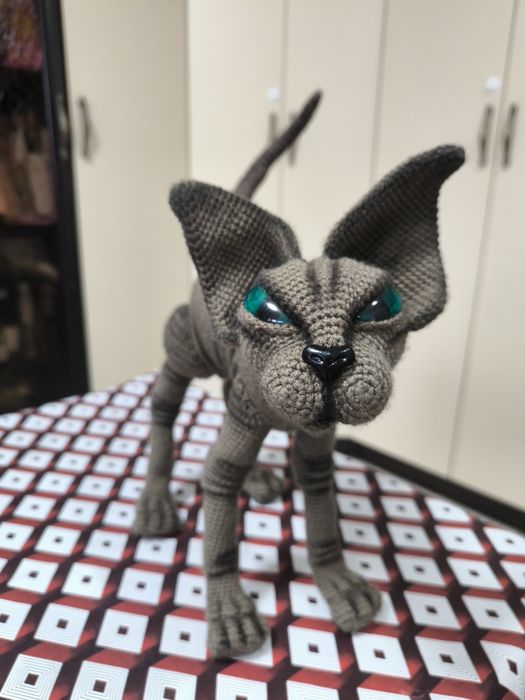 Продается вязанный шоколадный Сфинкс!