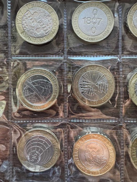 Colecție 20 monede britanice £2 – comemorative, modele diferite