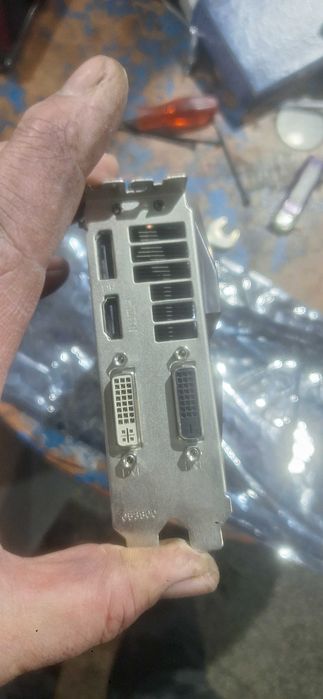 Видео карта  7970