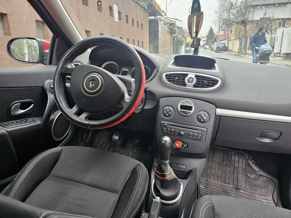Renault Clio 1, 2, an 2009
