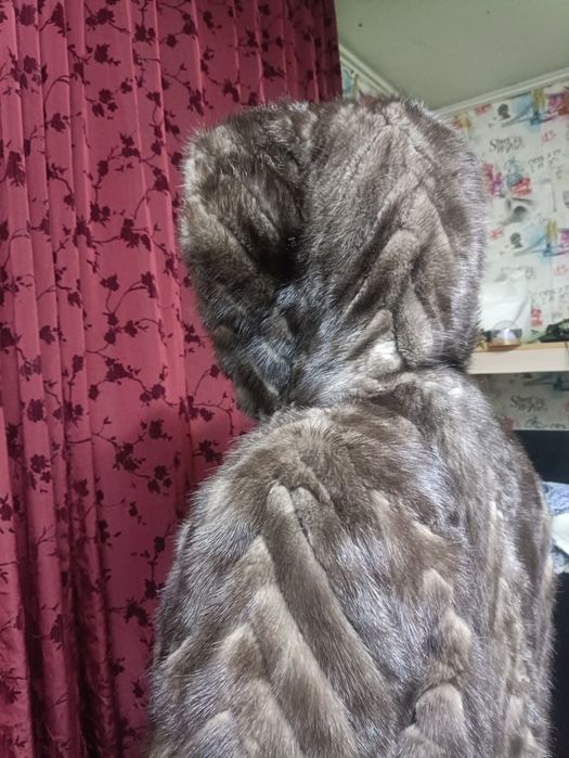 продам норковую шубу