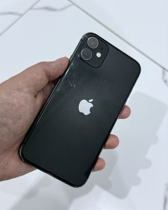 Продам Iphone 11