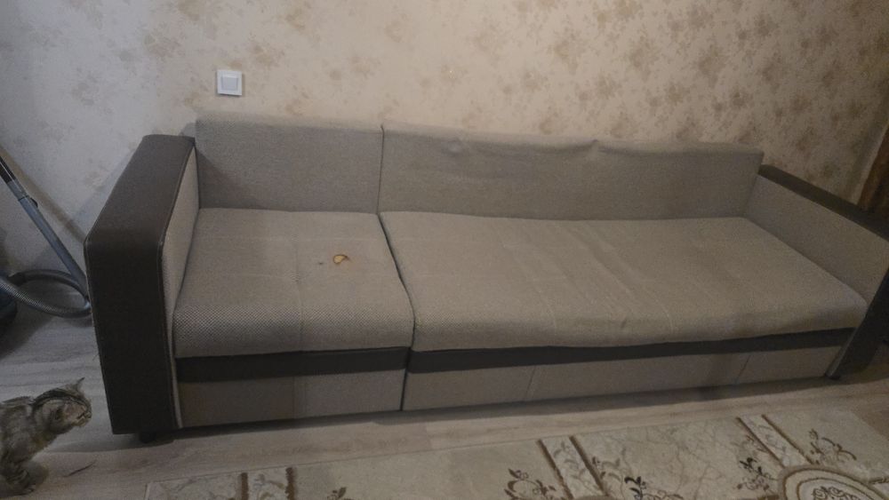 Отдам диван..самовывоз