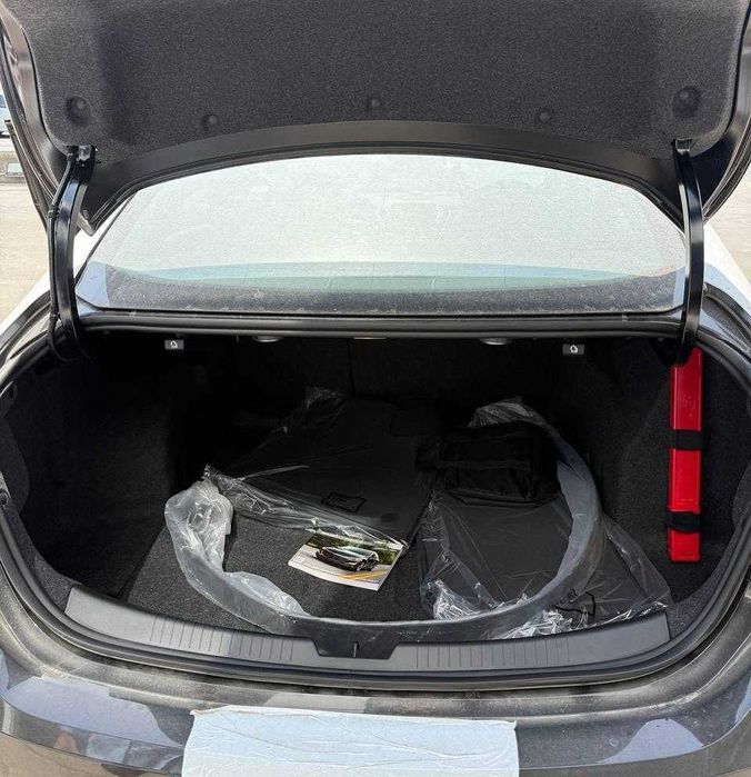 Срочно! Малибу 2 ХЛ 2024г! Без пробега! Со всеми дорогими наворотами!