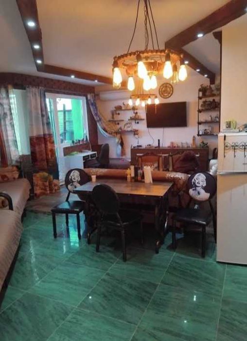 Дава се под наем Двустаен апартамент в София, Изток - 96 кв.м за 799 € - Снимка #1