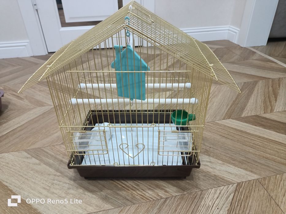 Продам клетку для попугая