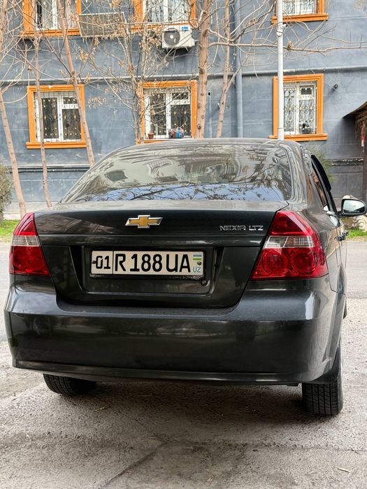 Нексия 3 сотилади