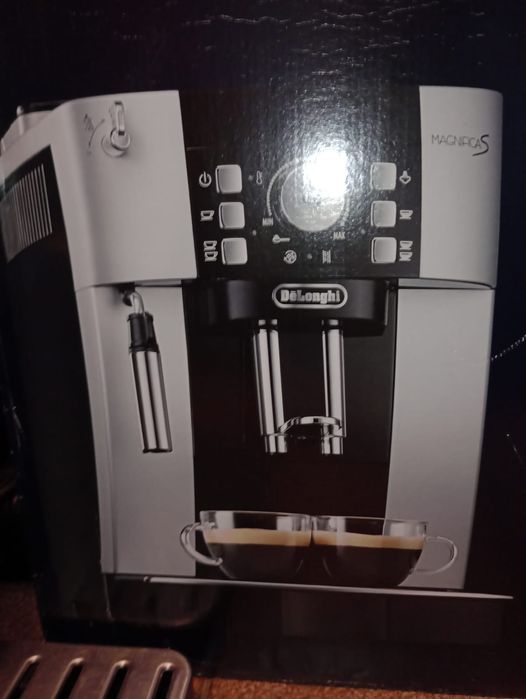 Aparat cafea  DeLonghi