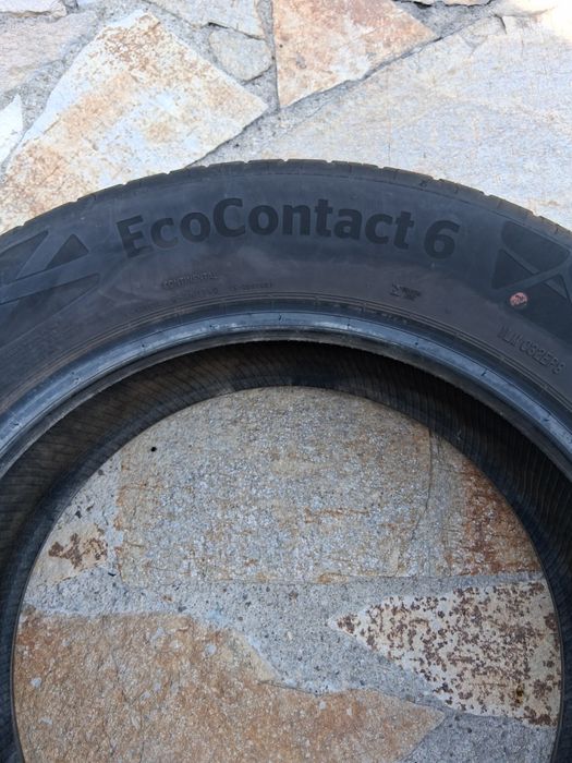 225 60 18 V XL Continental EcoContact 6