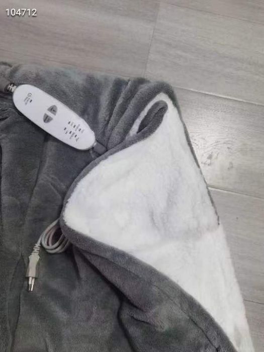 Согревающий успокаивающий массажёр для ног с одеялом