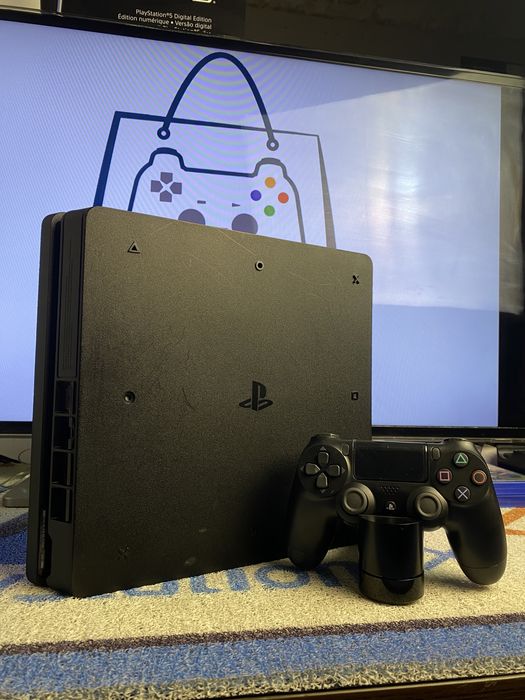 PlayStation 4 SLIM + 15 игр