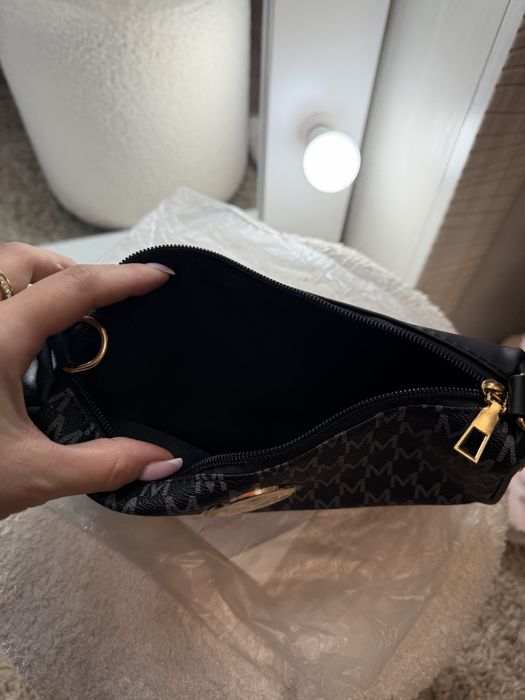 Продам сумочку новая