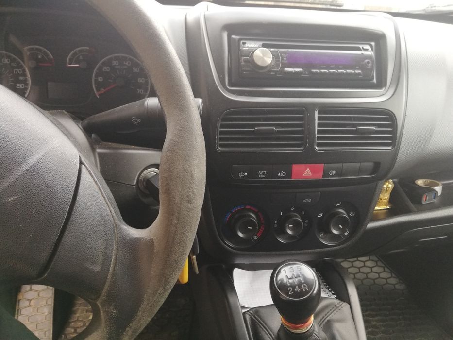 Fiat doblo  2012
