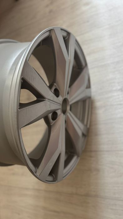 Продам диски R18