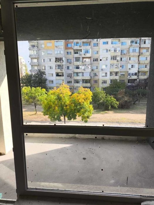 Продава се Тристаен апартамент в Пловдив, Тракия - 105 кв.м за 729 €/кв.м - Снимка #4
