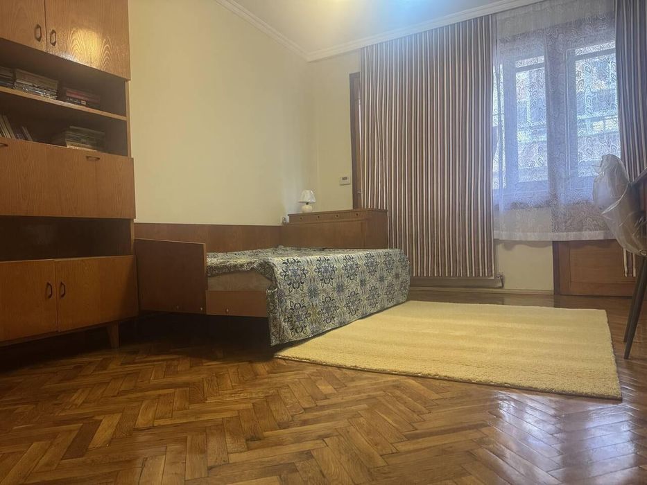 Дава се под наем Тристаен апартамент в Бургас, Възраждане - 109 кв.м за 687.99 € - Снимка #5