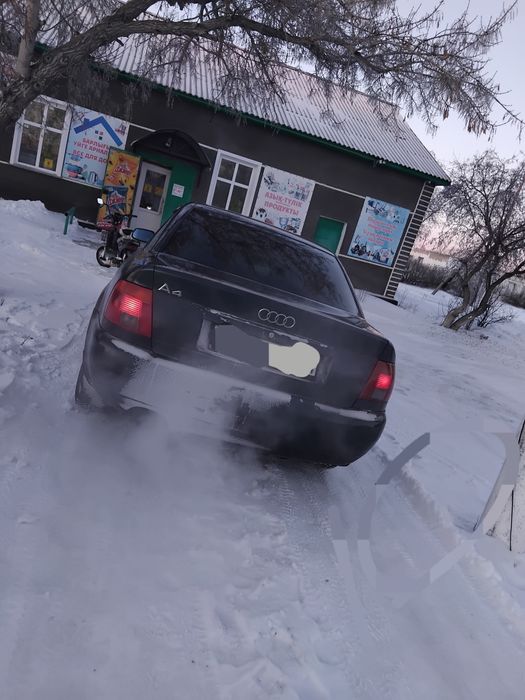 Продам Ауди а4 б5 1,6