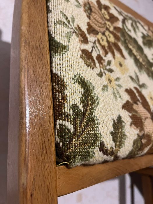 Продам мягкие стулья