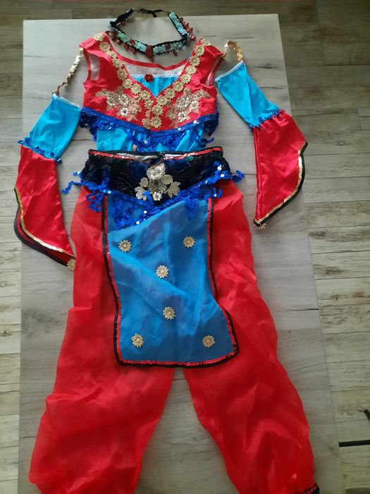 Costum deosebit balet, printesa Jasmine-din piesa Cenusareasa, 9-10 an
