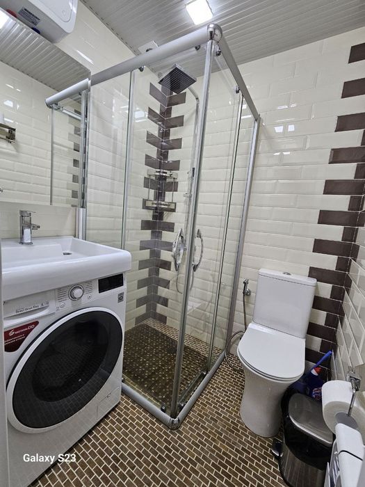 Своя 3х к.кв. Новострой, Ойбек, Чехова38/1, Huawei, BONkafe