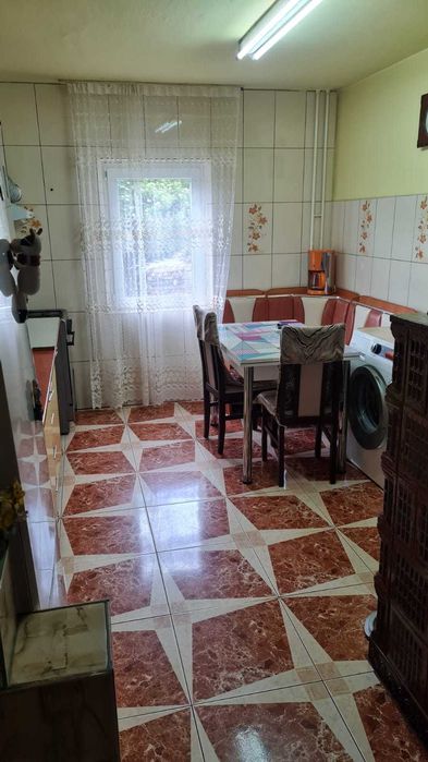 Apartament 3 camere de vânzare în zona  vilelor – Huedin, județul Cluj