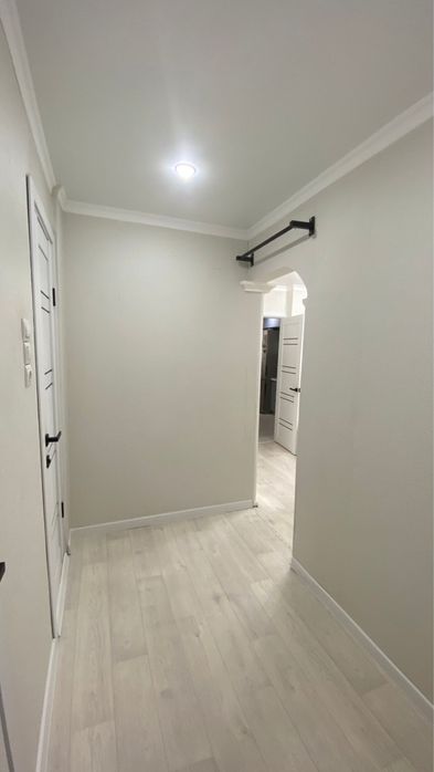 Продам 2 х ком квартиру