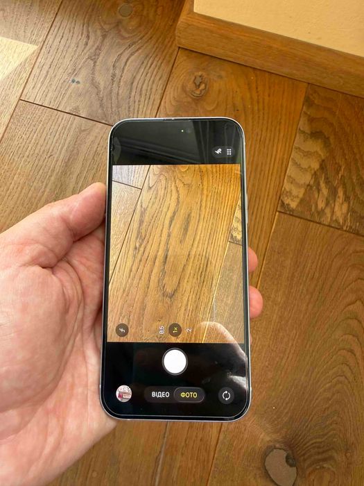 Iphone 15 plus перфектен.