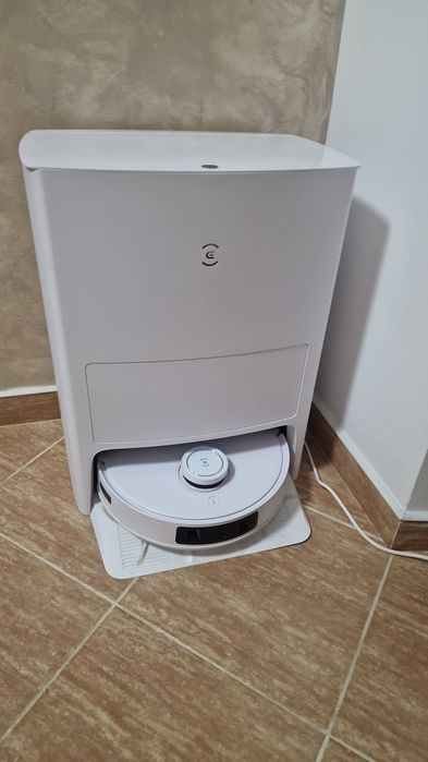 Robot Ecovacs omni
