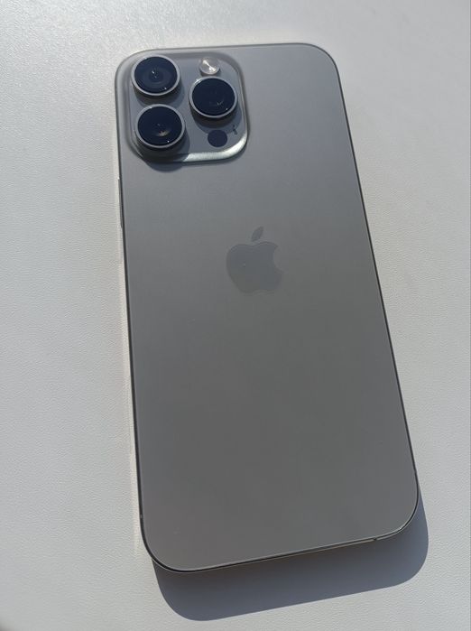 iPhone 16 Pro Max 256GB Silver
