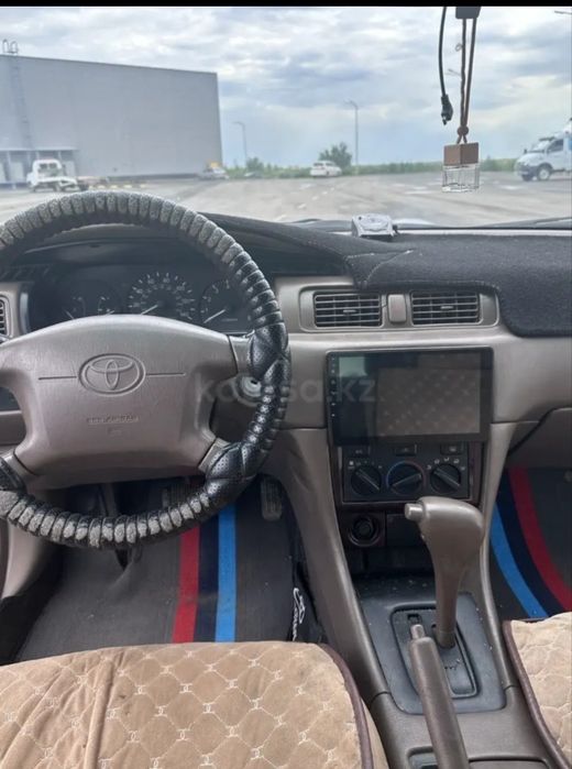 Toyota Camry 2000