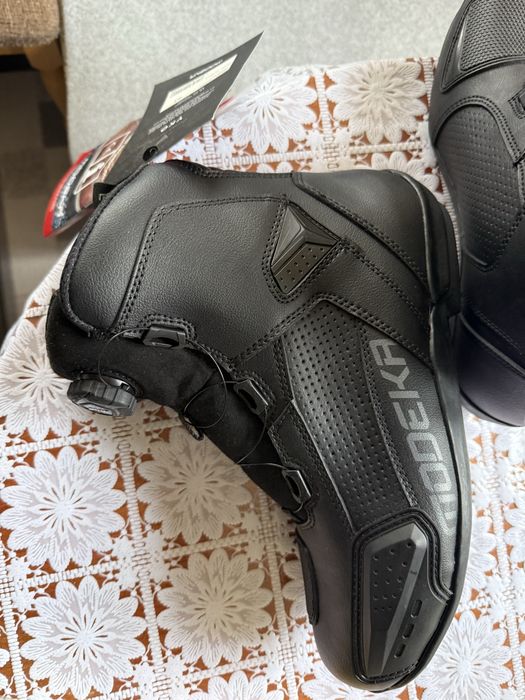 Мото боти MODEKA