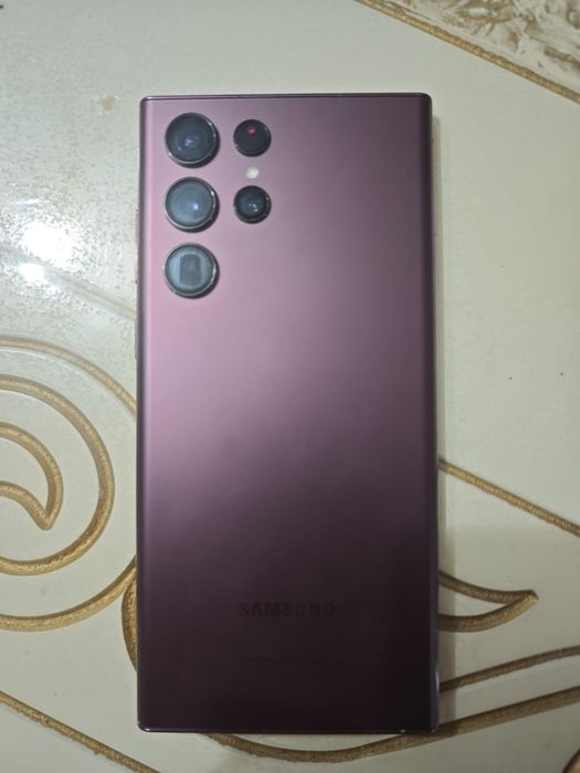 Продам Samsung s22 ultra