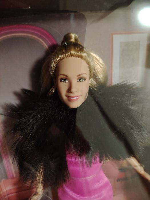 Кукла Barbie- нова