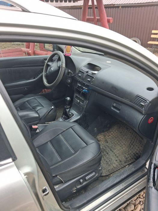 Toyota avensis 2004 116