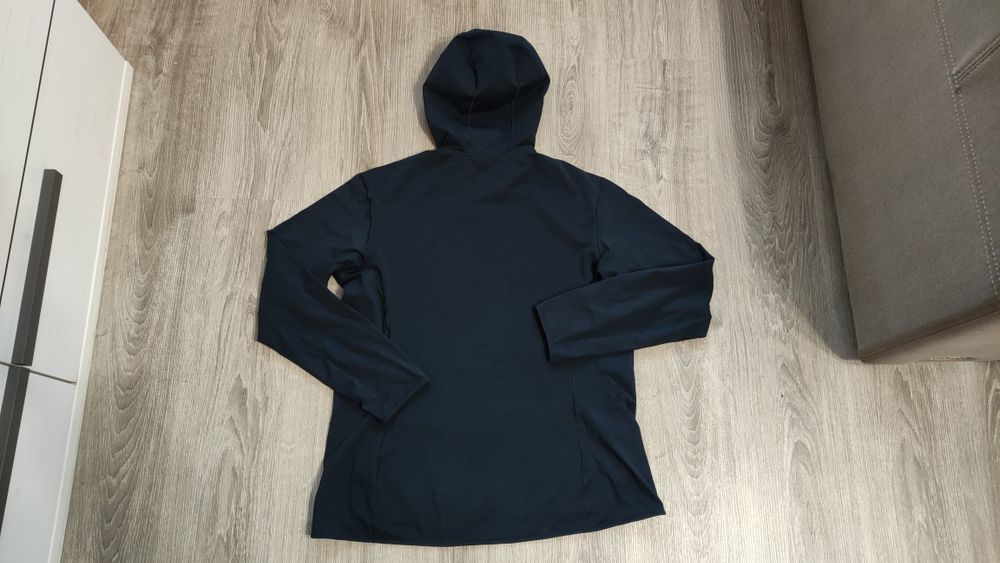 ДАМСКО горнище 
Arcteryx Kyanite LT Hoody 
size XL