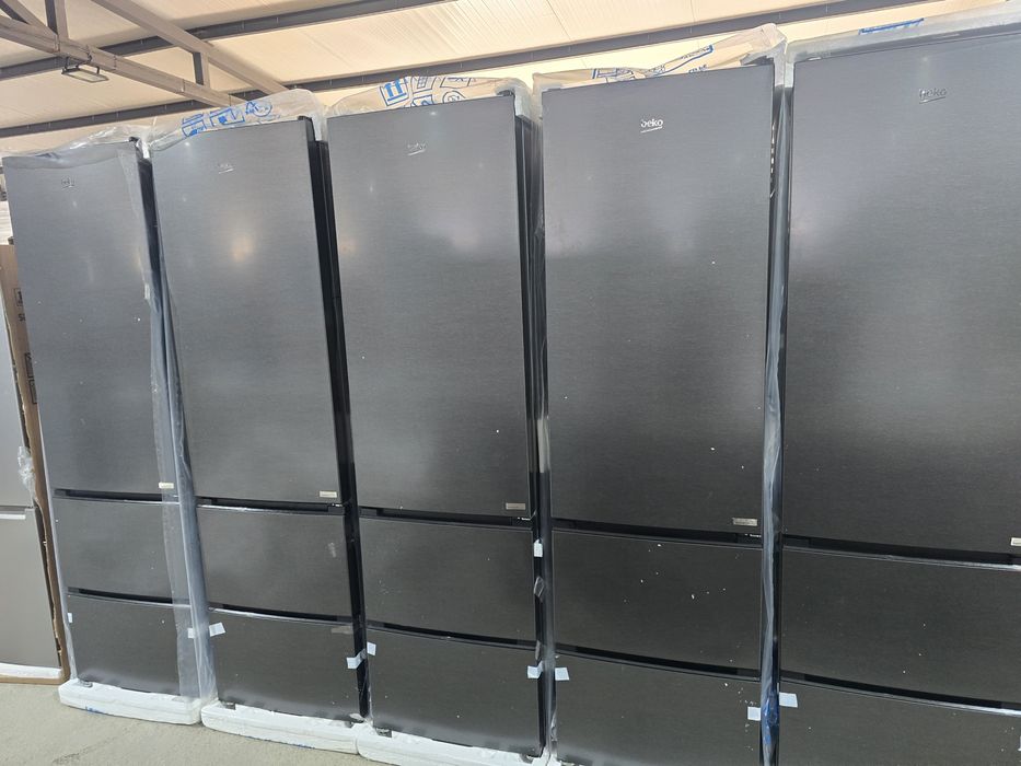 Нов ПРОМО инверторен хладилник с фризер Beko/БЕКО B3RGNA354HXB1 203 см