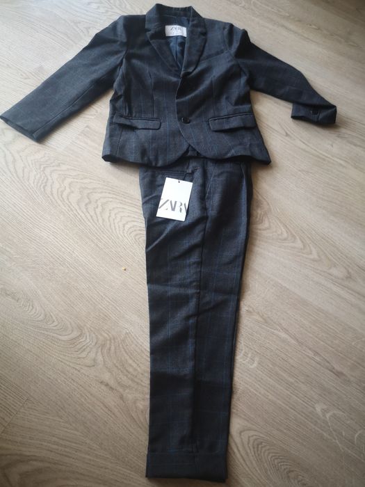 НОВ Детски костюм за момче ZARA