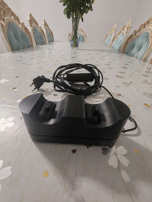 Зарядное устройство для джойстиков Dualshock 4 (PS4)