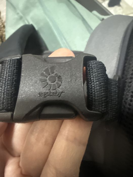 Продам оригинал эргорюкзак бренда Ergobaby