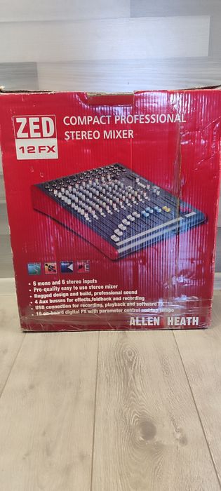 Микшерный пульт  пассивный