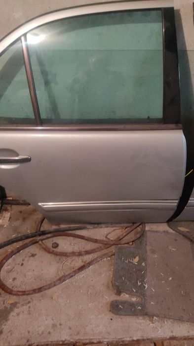 Врати за Мерцедес