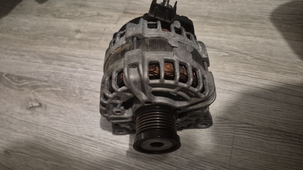 Vand alternator renault 1.0benzina