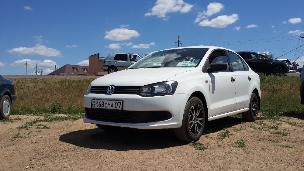 Volkswagen Polo седан